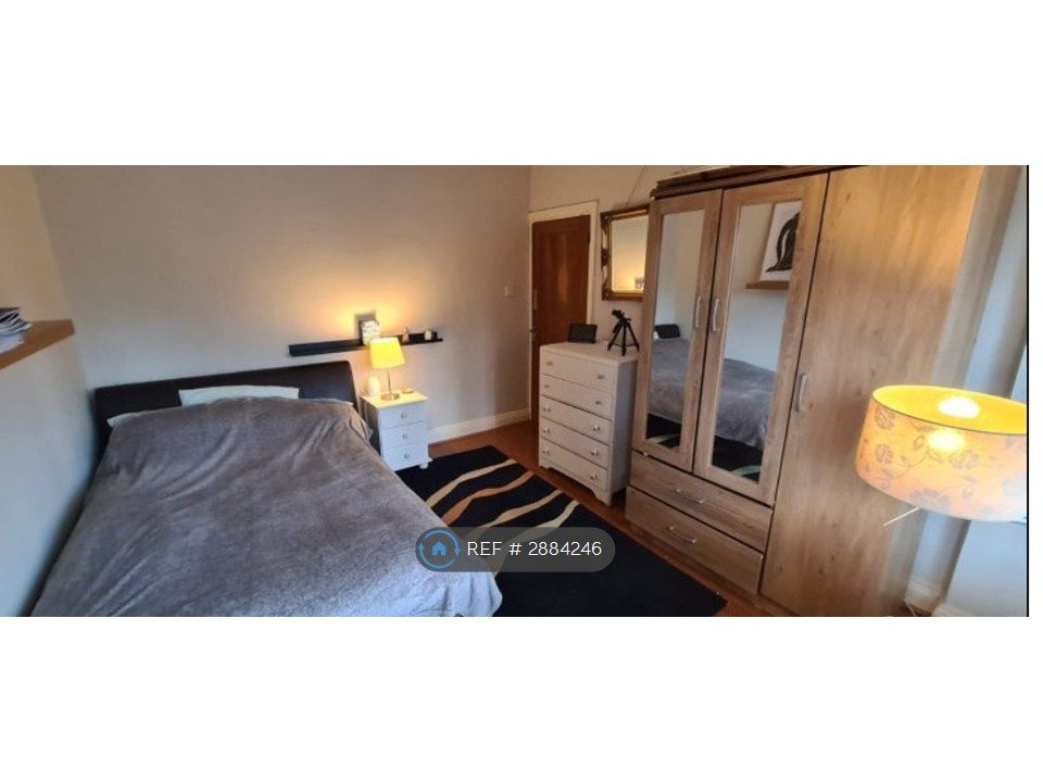 Property photo 1 of 2