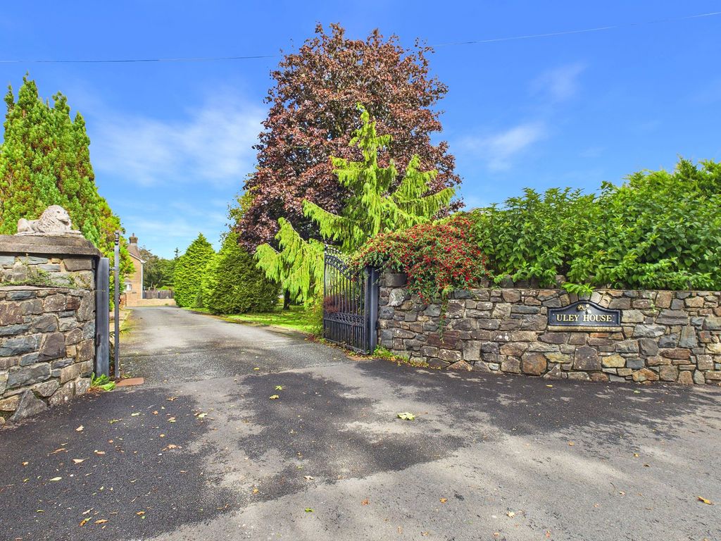 Property photo 2 of 72