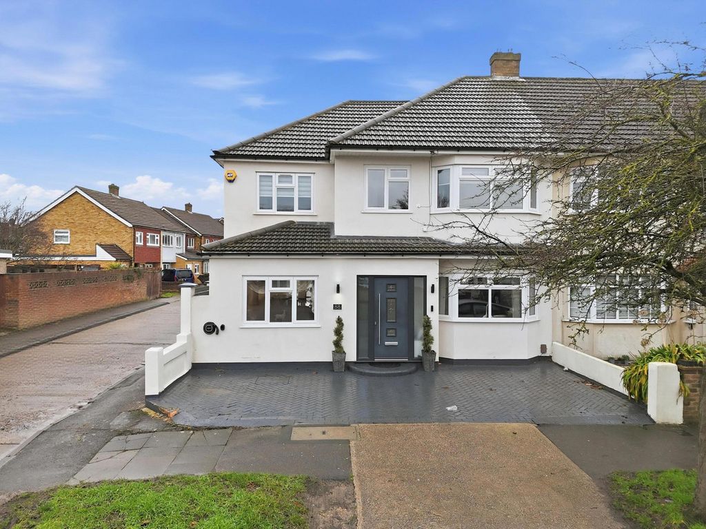 Property photo 1 of 34