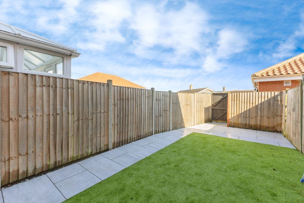 Property photo 3 of 16 Photo