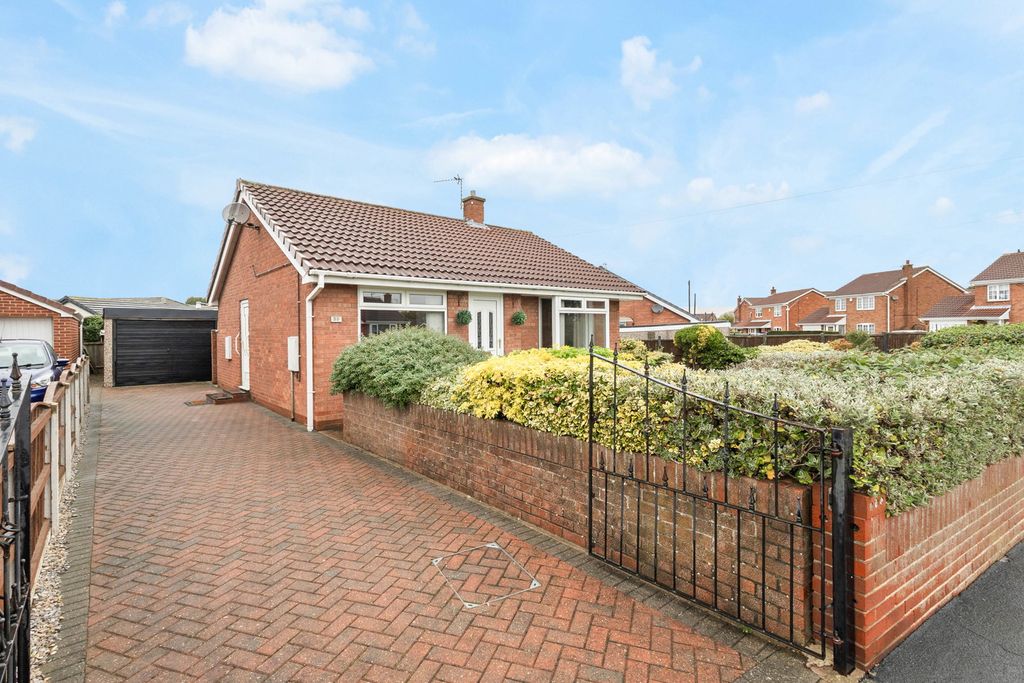 Property photo 1 of 21