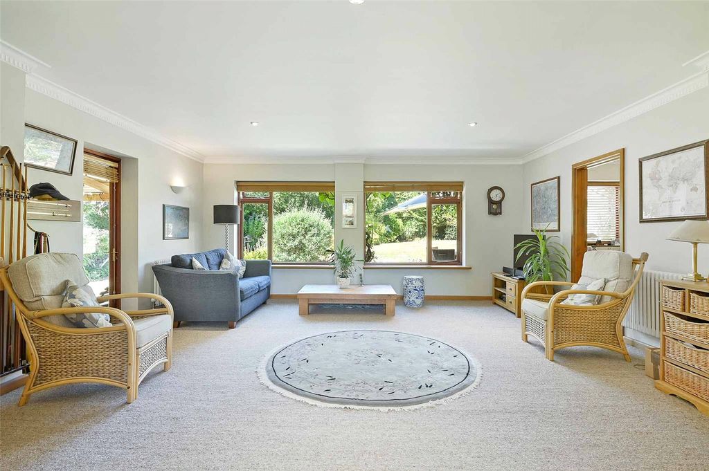 Property photo 3 of 20 Drawing Room