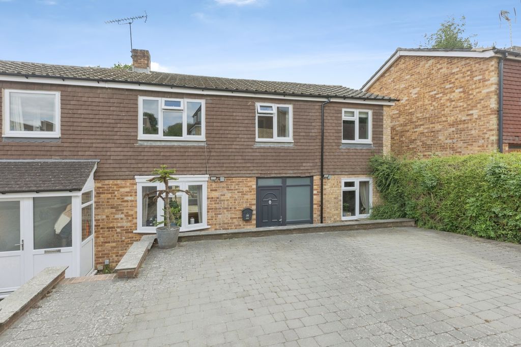 Property photo 1 of 20 Pbox-Img.Jpg