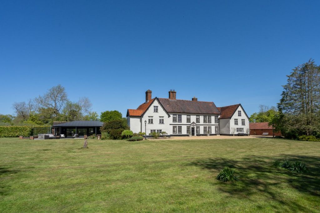 Property photo 1 of 50