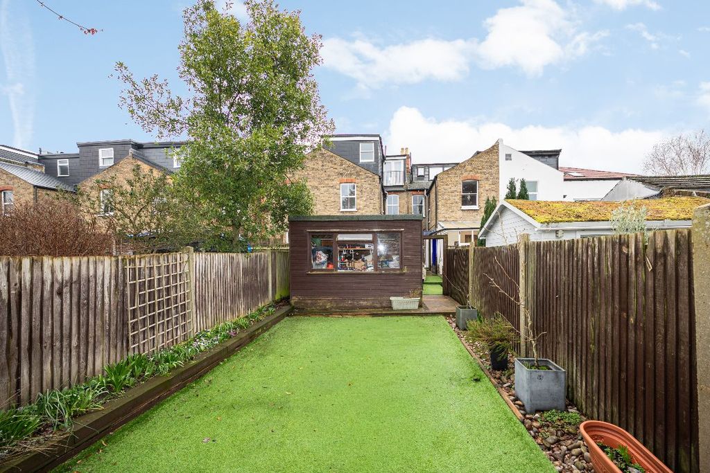 Property photo 2 of 29