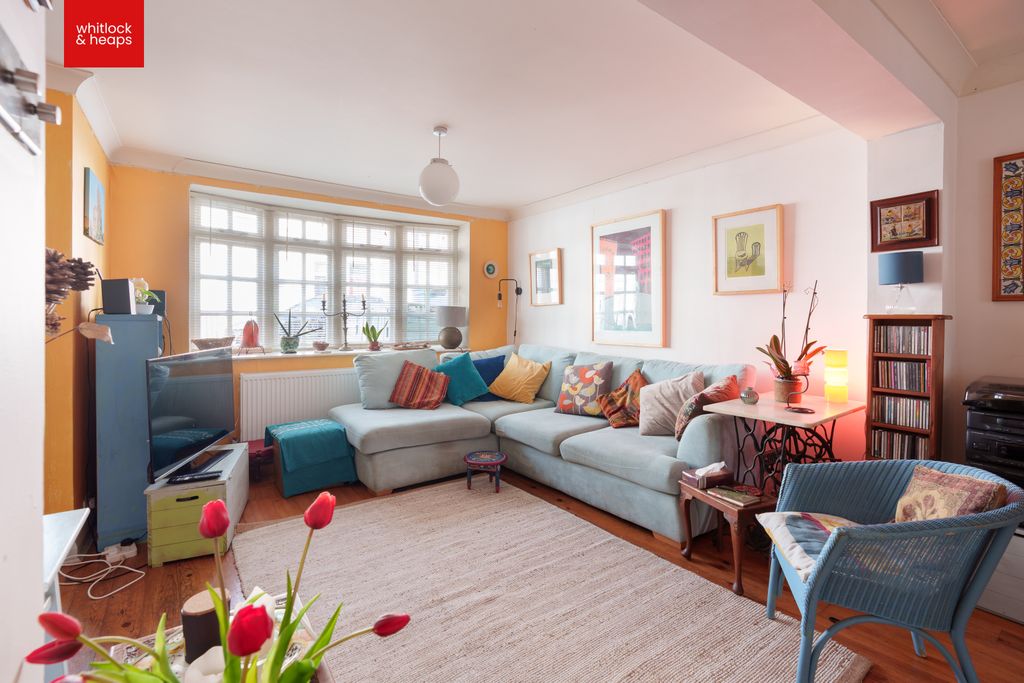 Property photo 3 of 21