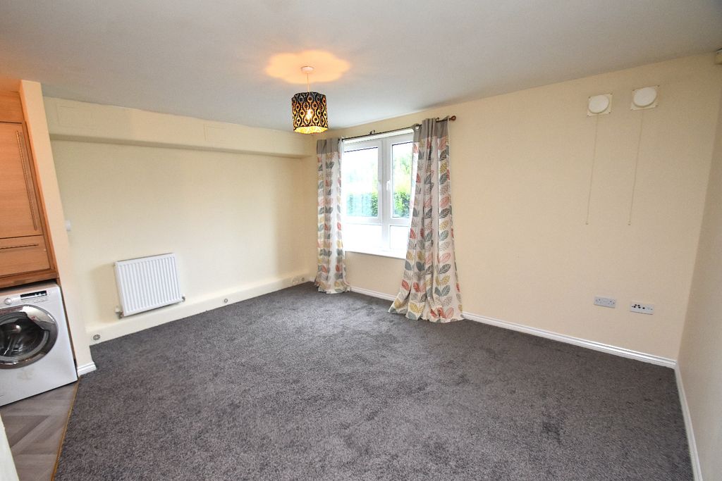 Property photo 2 of 12 4479202