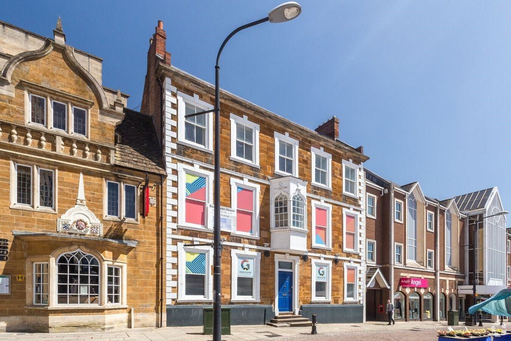 Property photo 1 of 1 Front.Jpg