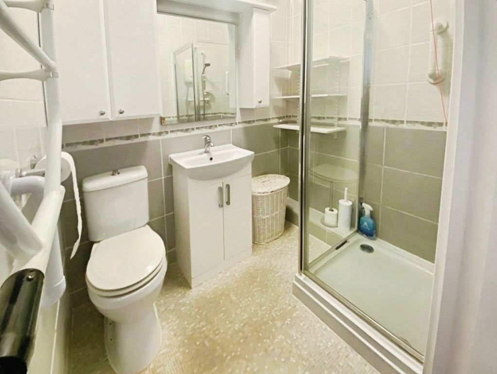 Property photo 3 of 9 Pbox-Img.Jpg