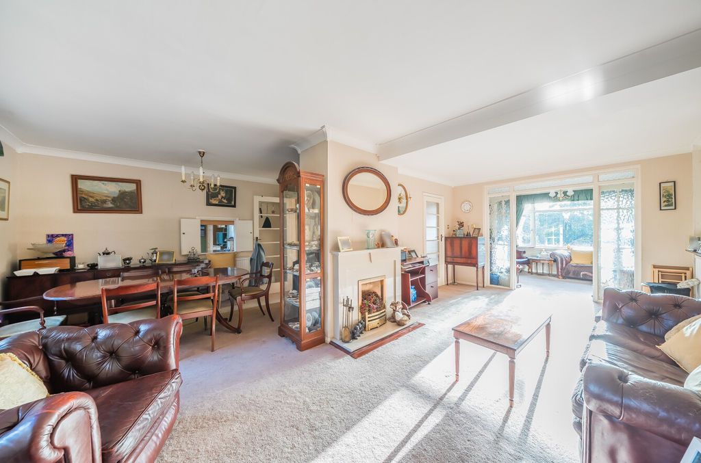 Property photo 2 of 20 Photo 5