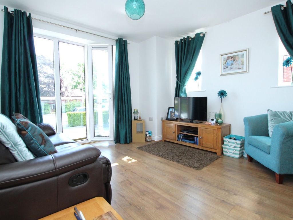 Property photo 3 of 14