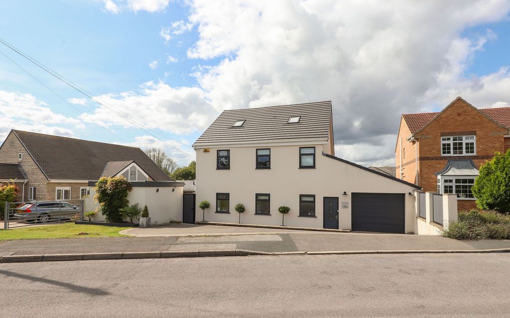 Property photo 1 of 37