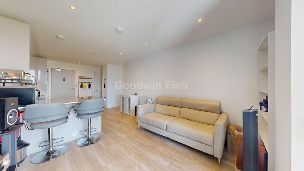 Property photo 1 of 27
