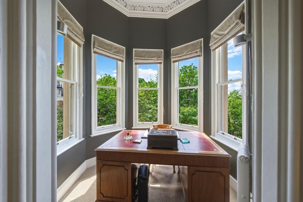 Additional image 12 of 4 bed flat for saleNewcastle Drive, The Park NG7
