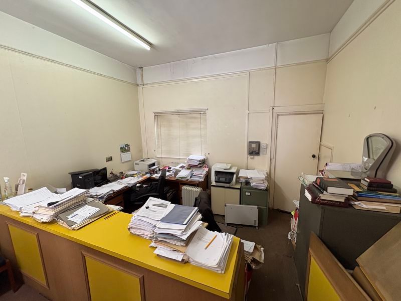 Property photo 3 of 7 Photo 13