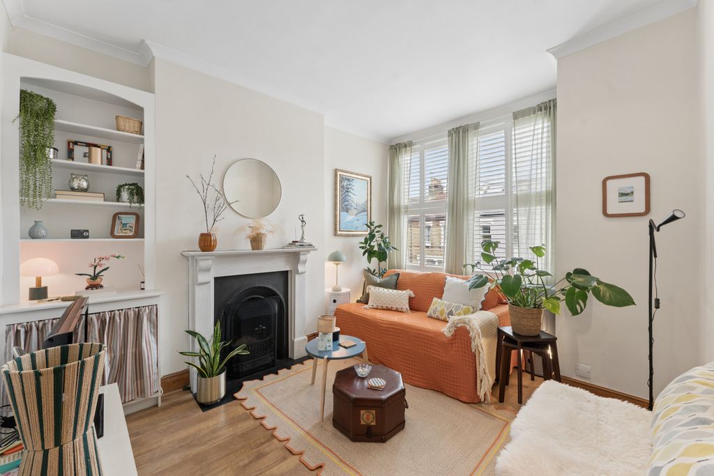 Property photo 1 of 7