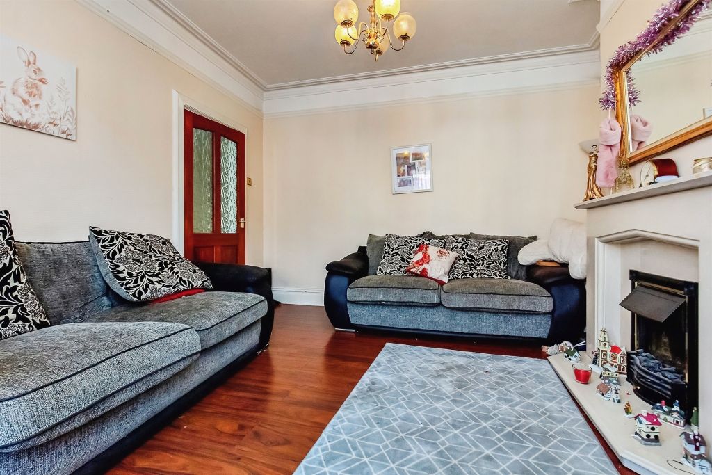 Property photo 2 of 11