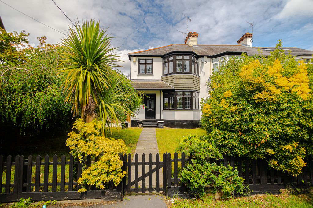 Property photo 1 of 33
