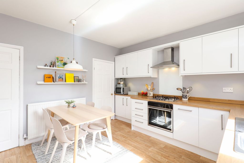 Property photo 2 of 11 Kitchen/ Diner