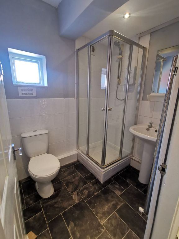 Property photo 3 of 3
