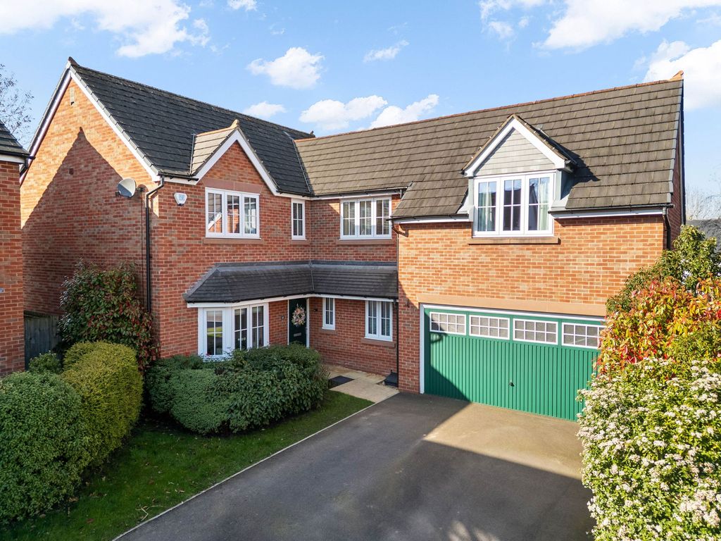 Property photo 1 of 36