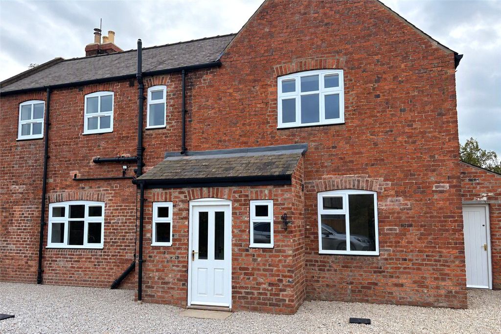 Property photo 1 of 10 Picture No. 11