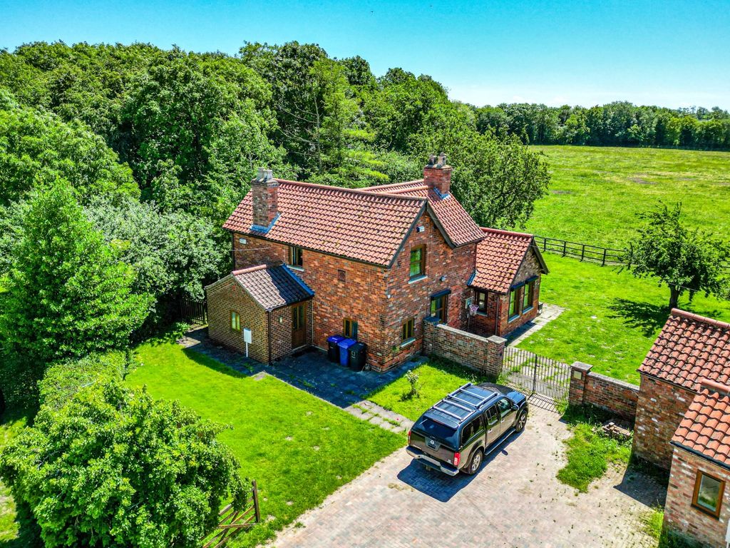 Property photo 1 of 15 Aerial View
