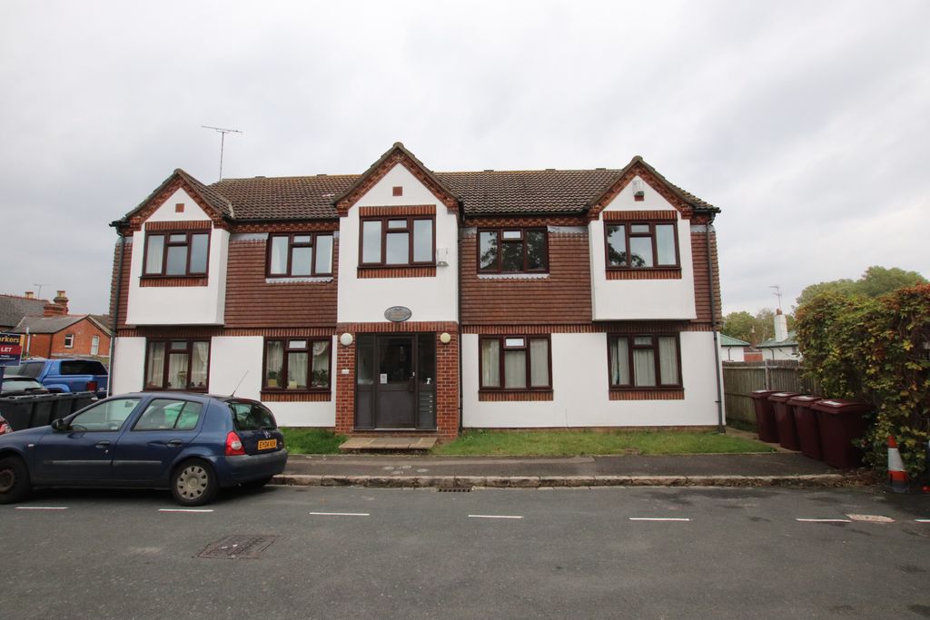 Property photo 1 of 8