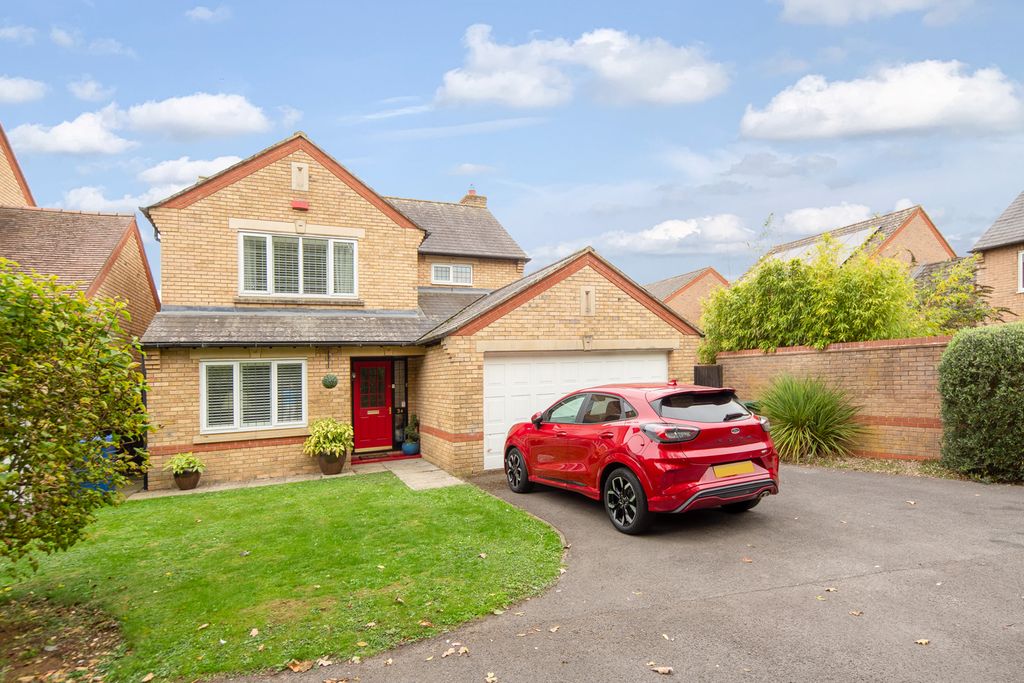 Property photo 1 of 13