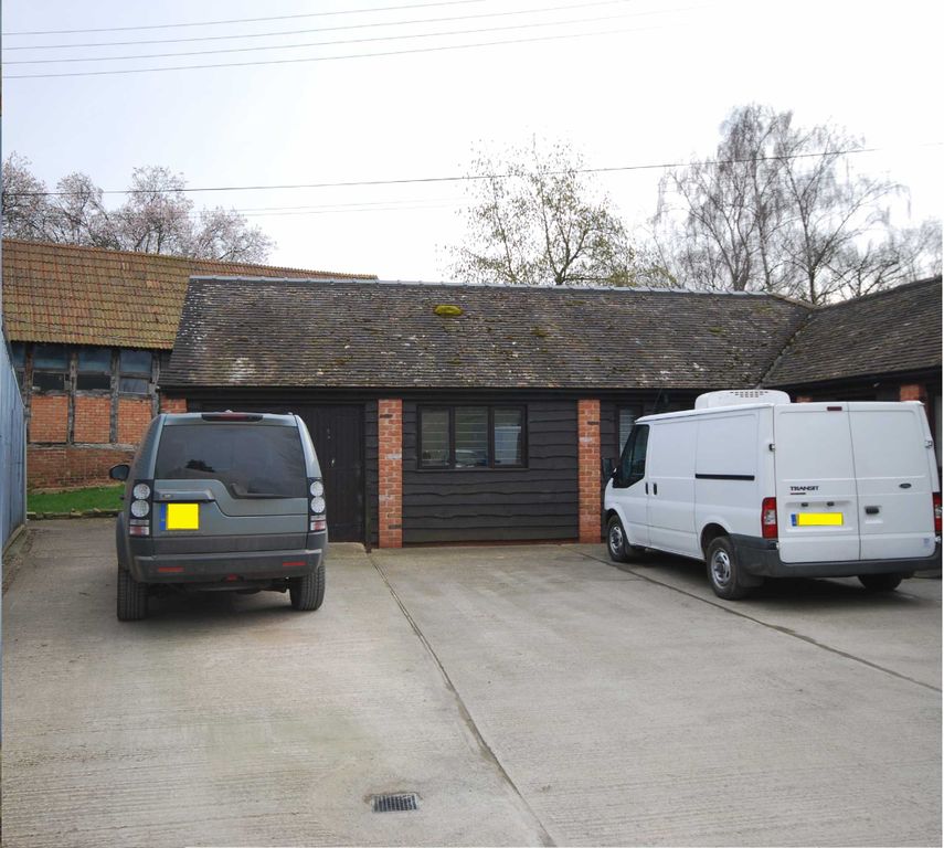 Property photo 2 of 7 Photo