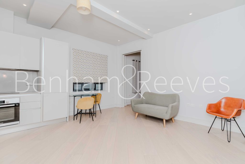 Property photo 1 of 19