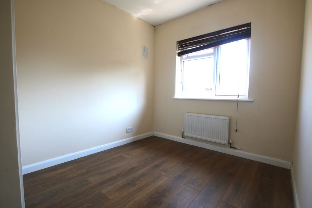 Property photo 3 of 5 Img_1377
