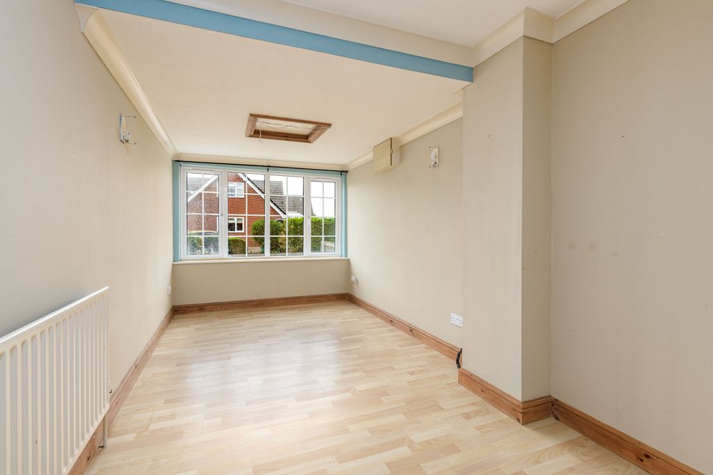 Property photo 3 of 26