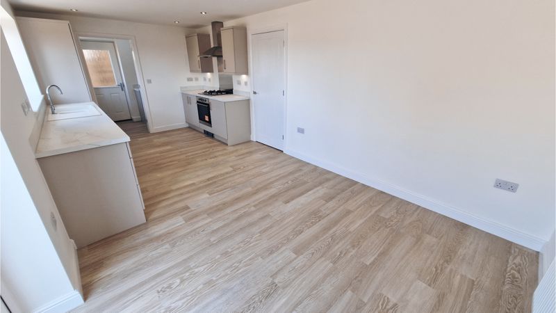 Property photo 2 of 20 Photo 1