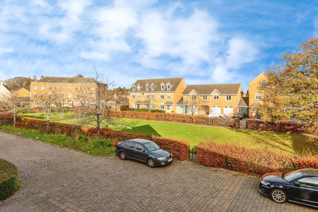 Property photo 2 of 15 Pbox-Img.Jpg