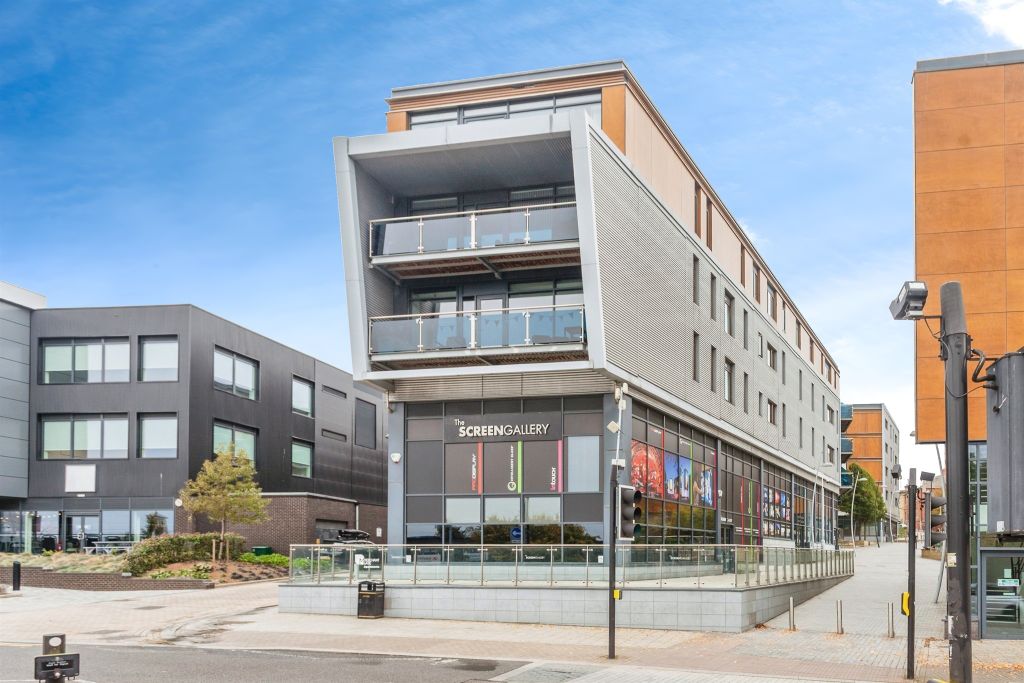 Property photo 3 of 17