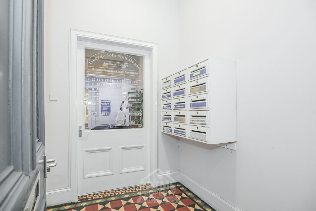 Property photo 2 of 42