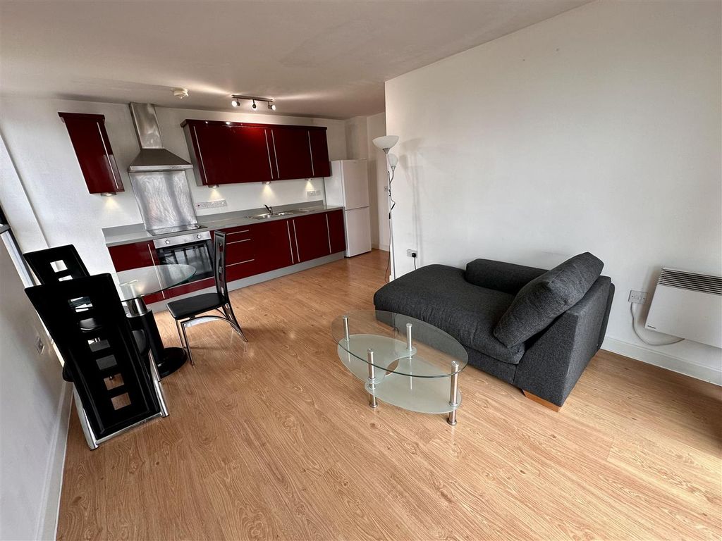 Property photo 3 of 14