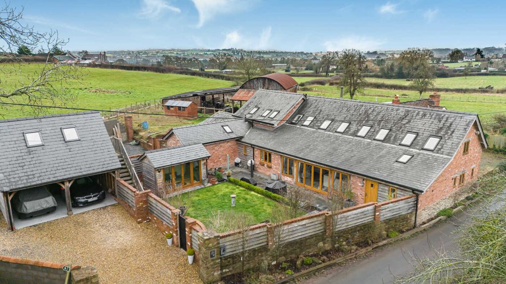 Property photo 2 of 36 8_71677