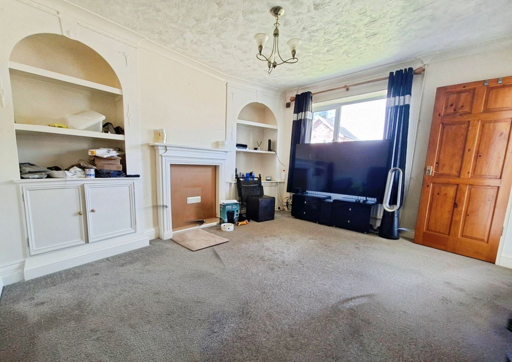 Property photo 2 of 9 Pbox-Img.Jpg