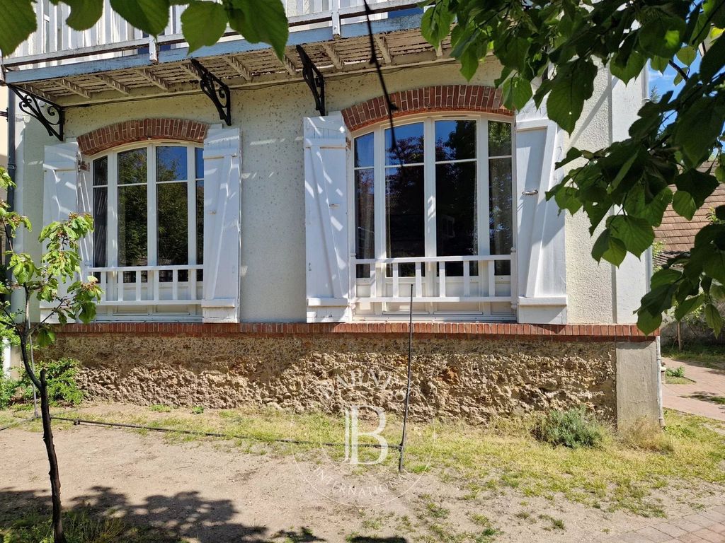 Property photo 2 of 10