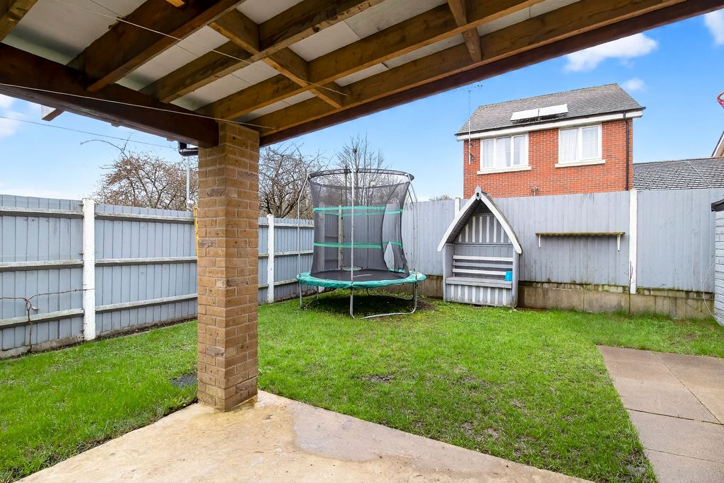 Property photo 3 of 30