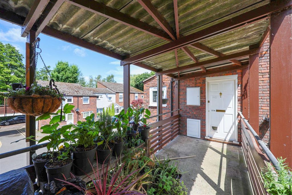 Property photo 2 of 14