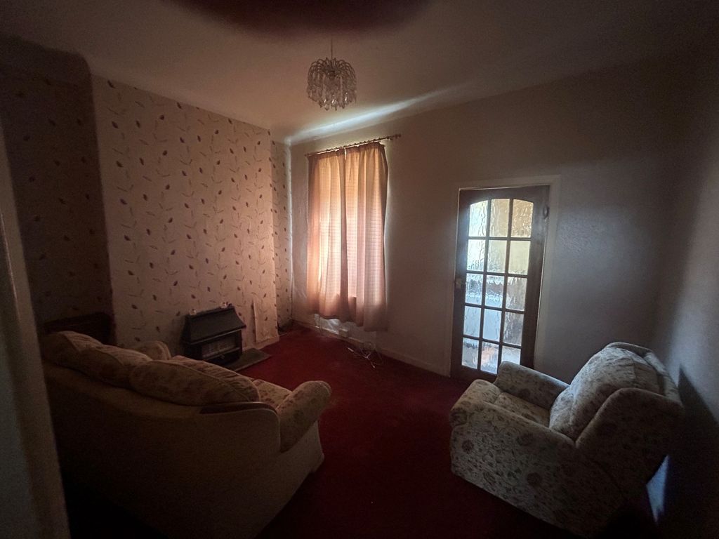 Property photo 3 of 10 2