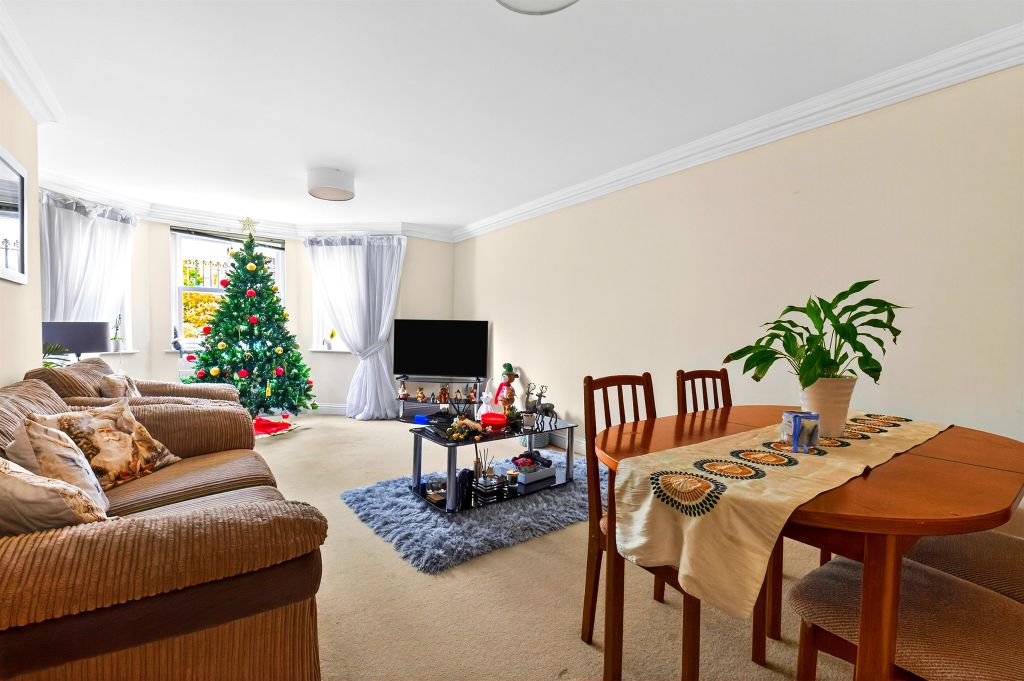 Property photo 2 of 12