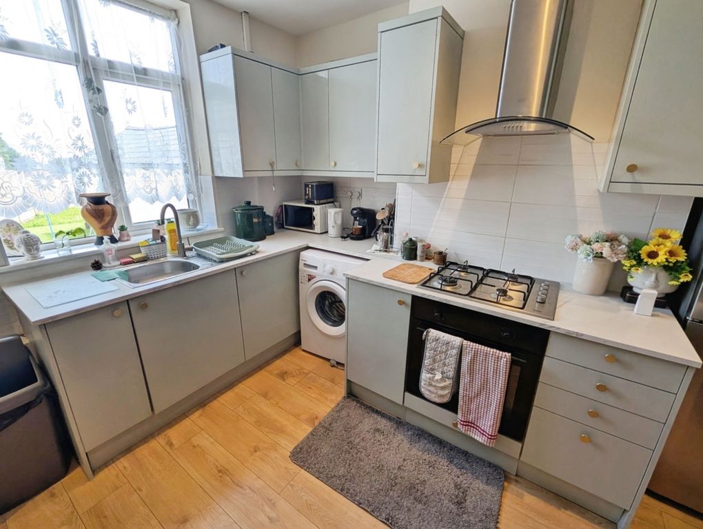 Property photo 3 of 12 Pbox-Img.Jpg