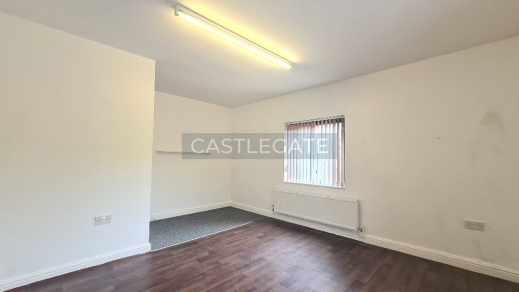 Property photo 3 of 12 Bilal Buildings, Room 4, 8d Spaines Road, Fartown, Huddersfield, West Yorkshire, HD2 2Qa