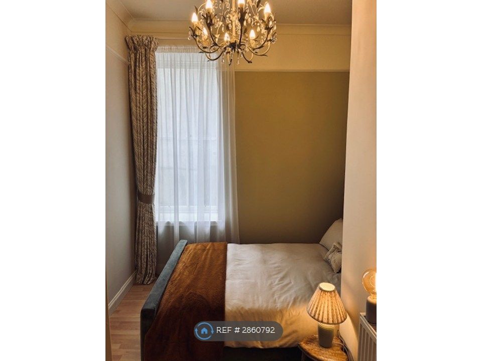 Property photo 3 of 9 Second Bedroom