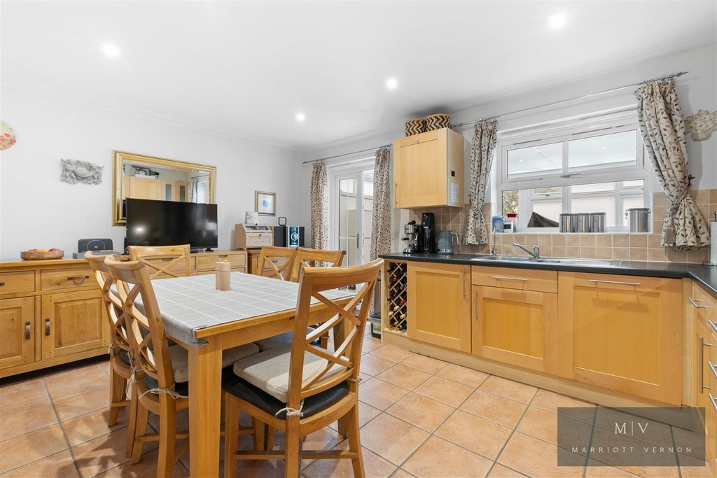 Property photo 2 of 16 Normanton Road 10 MV-11.Jpg