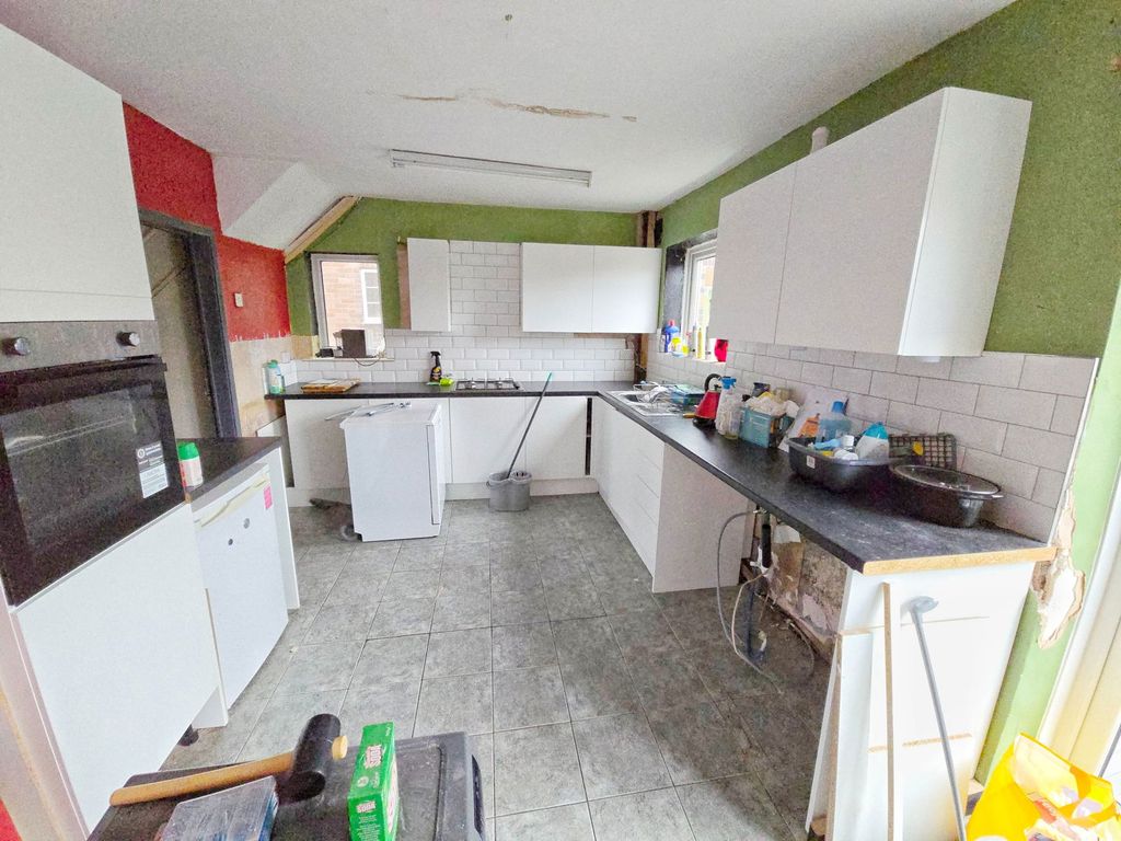 Property photo 2 of 3